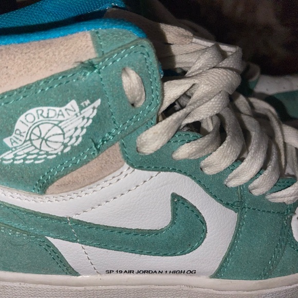 Air Jordan 1 Retro OG High Turbo Green - Size 5.5 - excellent preown - Picture 5 of 16